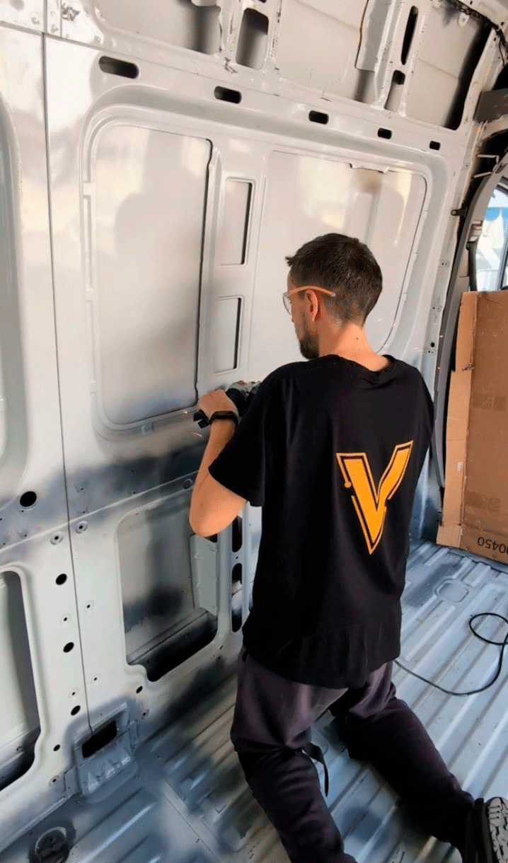 instalación de ventanas camper