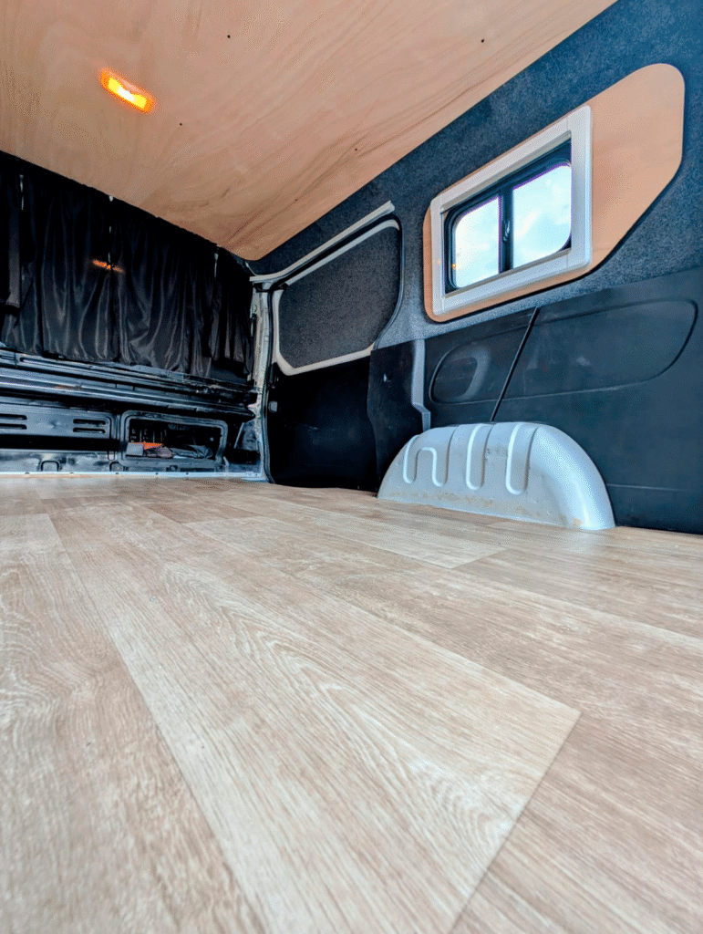 suelo para furgonetas