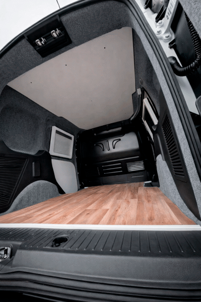 aislamiento y panelado interior de furgoneta camper