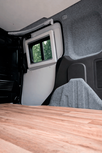 aislamiento-y-panelado-interior-de-furgoneta-camper