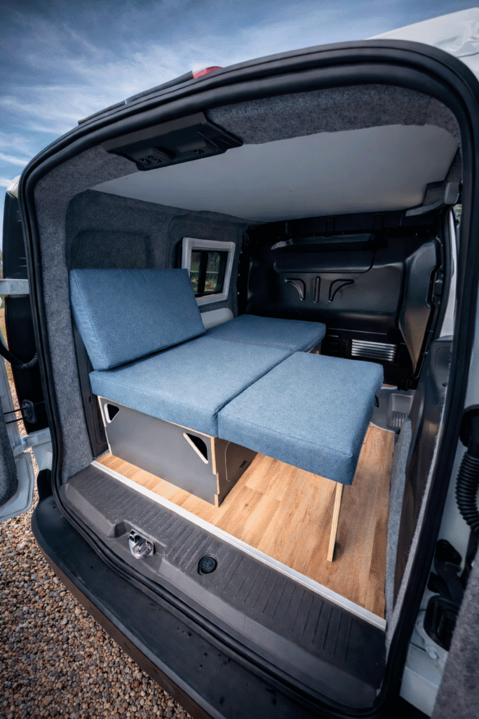 camper ford transit cama peine