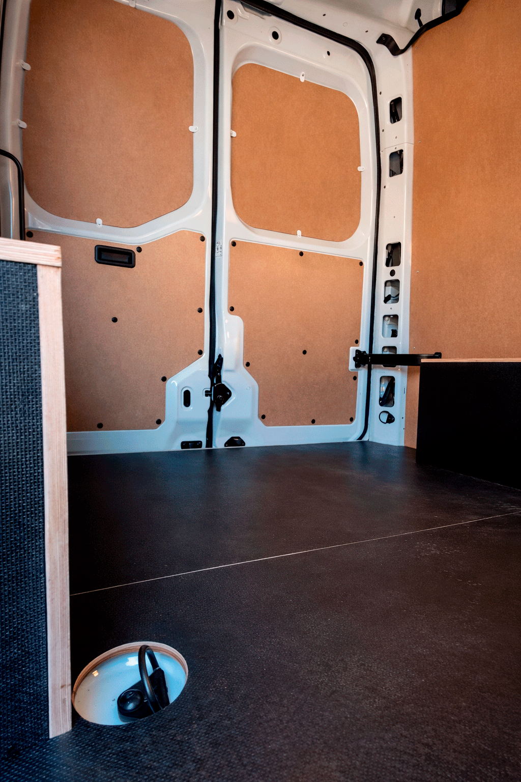 proteccion interior de furgonetas suelo carrocero y panelado